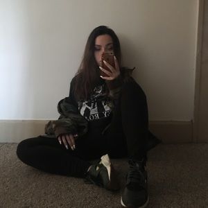 Meet your Posher, Amy